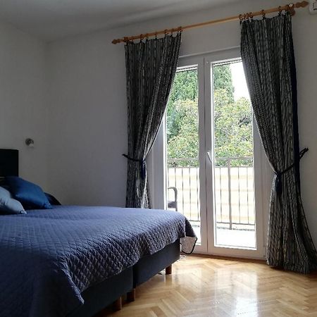 Lino Apartments Rovinj Exteriör bild